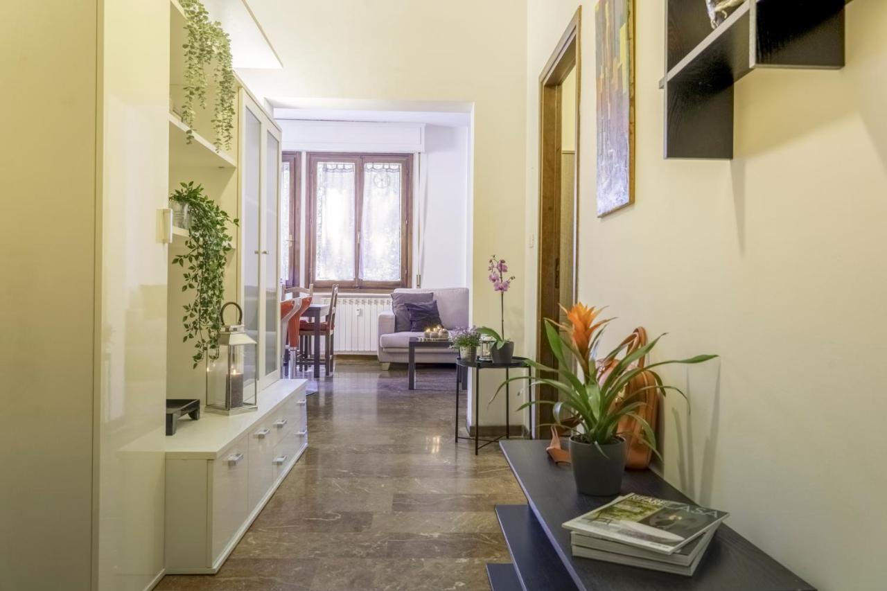 Cozy Roman Apartment With Parking Florence Exterior photo